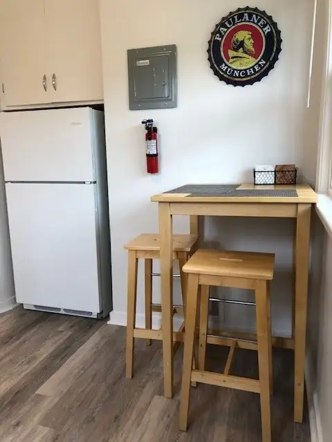 U of A / Whyte Ave Furnished 2 Bedroom Incl. Utilities - May 1st - Photo 7