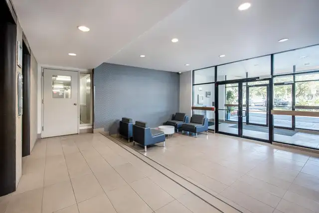 2 Bedroom Apartment for Rent - 350 The East Mall - Photo 14