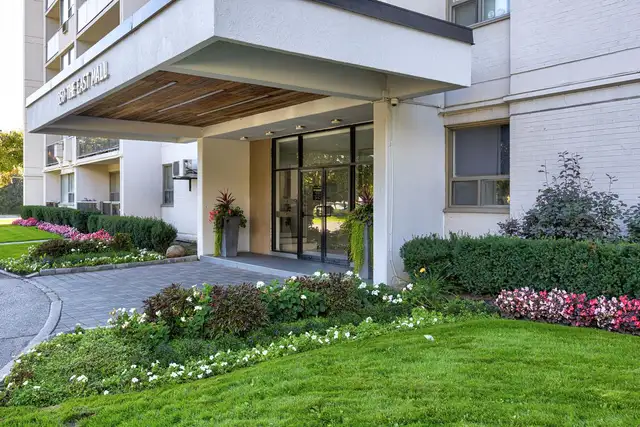 2 Bedroom Apartment for Rent - 350 The East Mall - Photo 18