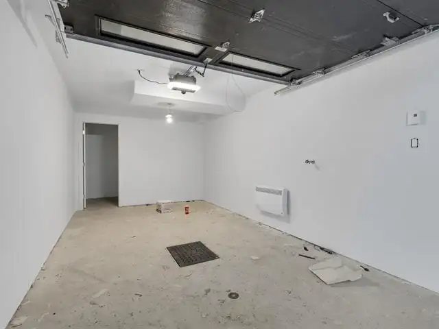 Pierrefonds, NEW Luxuary 5 1/2 with 3 bedrooms 2 bath   garage - Photo 10