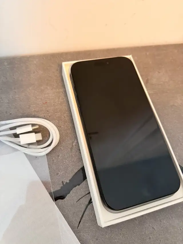 iphone 16 Pro Max Black Titanium 256 GB UNLOCKED - Photo 3