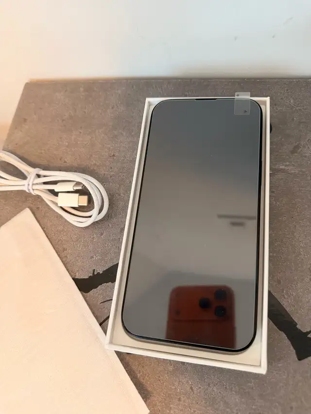 iphone 16 Pro Max Black Titanium 256 GB UNLOCKED - Photo 4