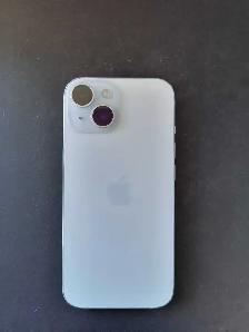 128gb iPhone 15 90% battery