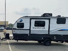 Roulotte CLIPPER ultra légère 17BHS