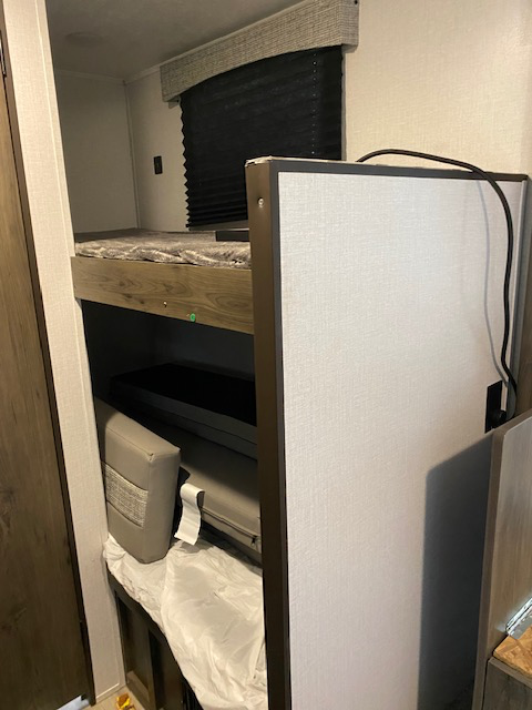 Roulotte CLIPPER ultra légère 17BHS - Photo 7