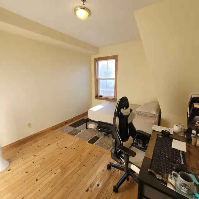 Room rental for 2 months in the summer - Photo 4