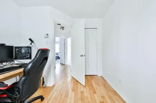 4 Bedroom Townhouse for rent Saint-Eustache - Photo 6