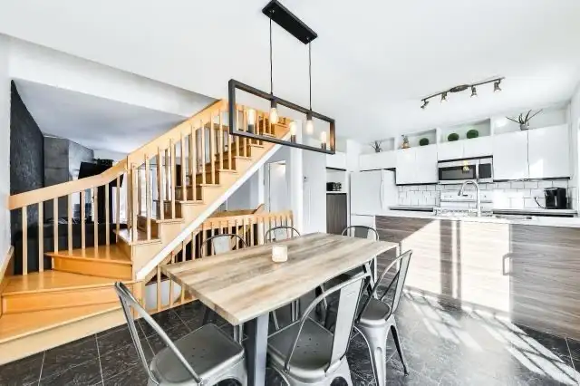 4 Bedroom Townhouse for rent Saint-Eustache - Photo 10