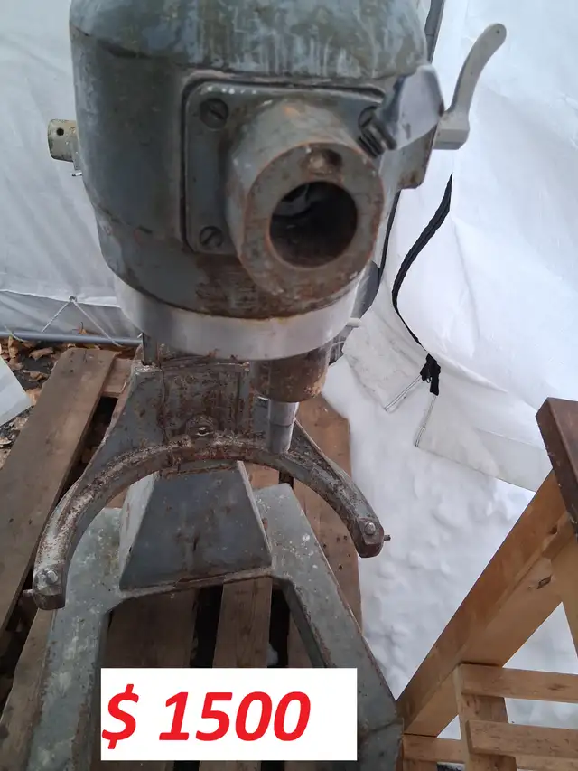 Commercial Dough Mixer / Mélangeur à pâte commercial - Photo 4