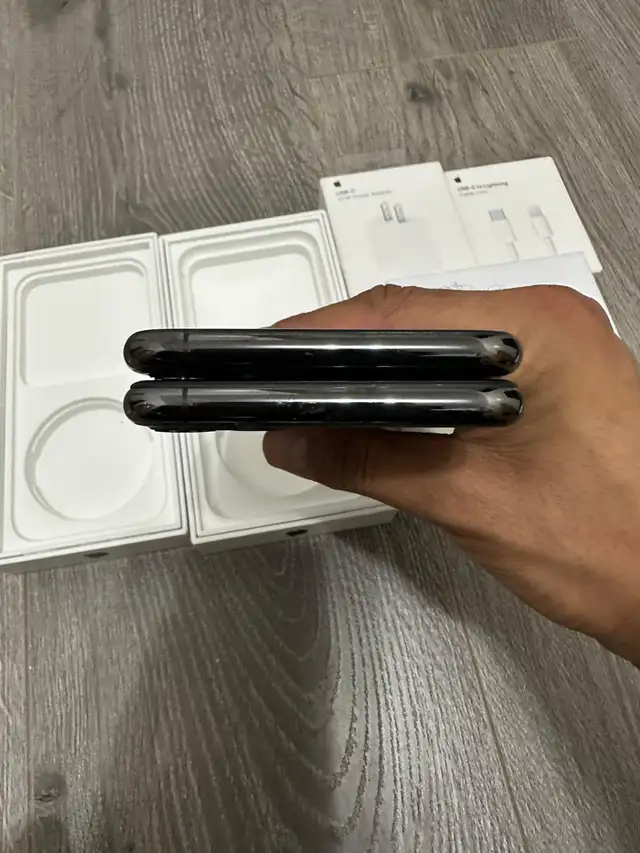 iPhone 11 PRO MAX 512GB - Mint Condition! - Photo 4