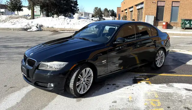 2011 328 Xi 6 Speed Manual Sport Package - Photo 4