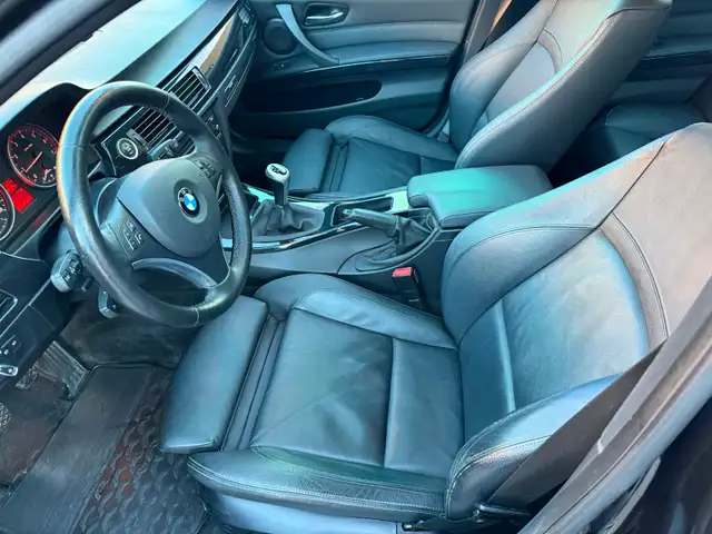 2011 328 Xi 6 Speed Manual Sport Package - Photo 8