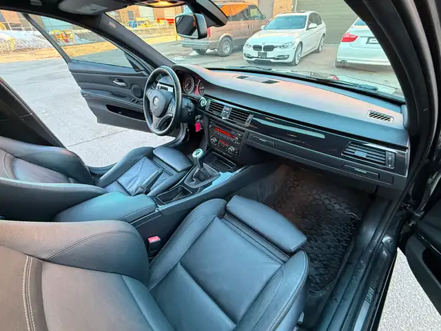 2011 328 Xi 6 Speed Manual Sport Package - Photo 11