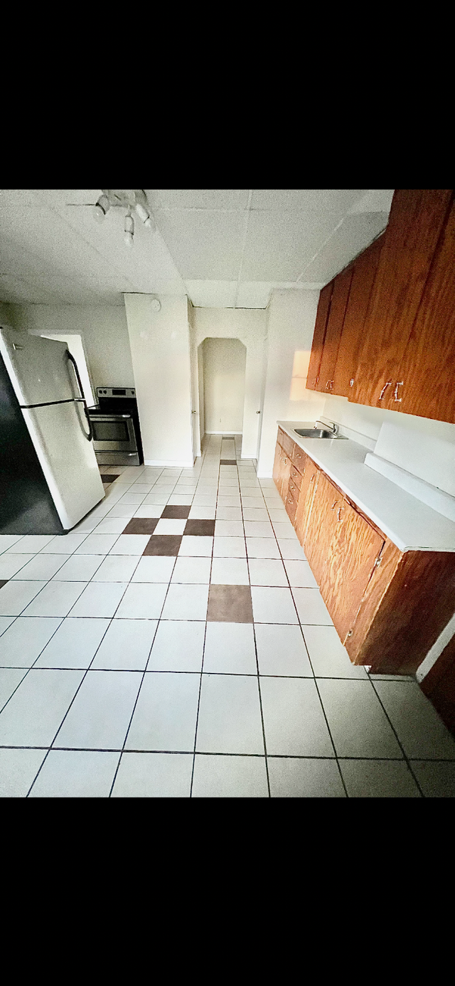 515 Charlotte St., A, Room 1 - Photo 8