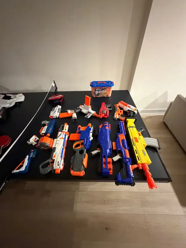 Nerf  toys and box of darts - Photo 4