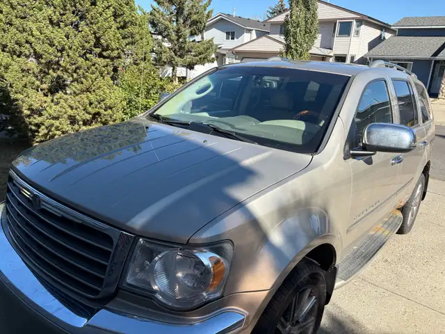 2008 Chrysler Aspen 5.7 hemi 4by4