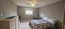 VERY LARGE, BEAUTIFUL, FURNISHED BEDROOM AVAILABLE NOW IN BARRIE - Photo 2