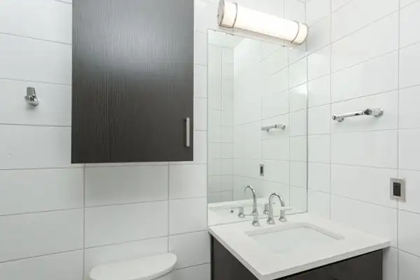 1 Bedroom Downtown Apartment For Rent - Photo 6