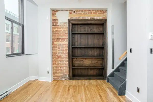 1 Bedroom Downtown Apartment For Rent - Photo 7