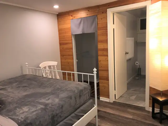 Room w/Pvt Bath apt Sharing on the Canal 5min walk to Carleton U - Photo 4