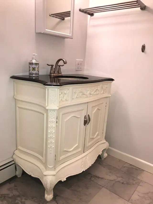 Room w/Pvt Bath apt Sharing on the Canal 5min walk to Carleton U - Photo 6