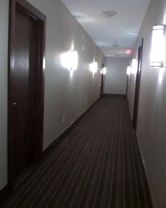 $1200/month for 1 bed rm in condo Oakville near Sheridan College - Photo 7