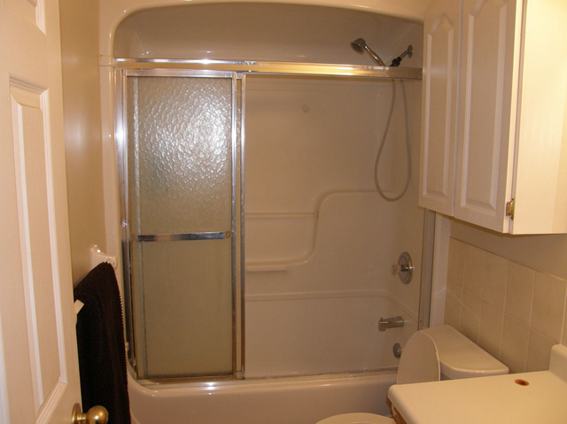 Two-bedroom apartment - Photo 4