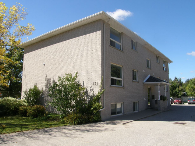 Two-bedroom apartment - Photo 10