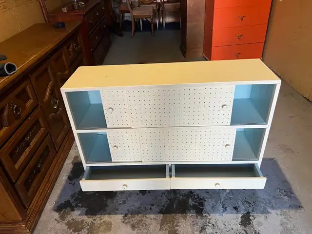 Free delivery Mid-century Modern White Dresser - Photo 6