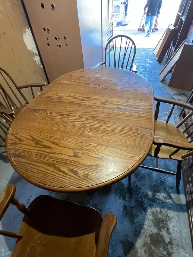 Free delivery used Oak Dining Table with 4 Chairs - Photo 5