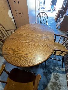Free delivery used Oak Dining Table with 4 Chairs - Photo 5
