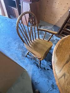 Free delivery used Oak Dining Table with 4 Chairs - Photo 7