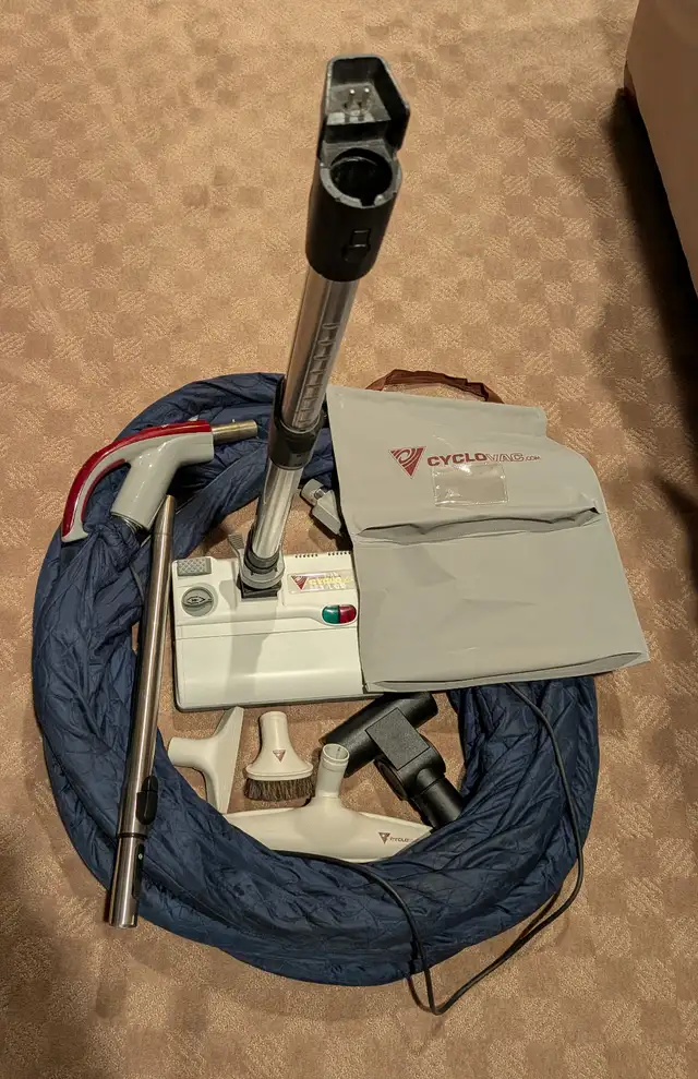 CycloVac Power head with attachments