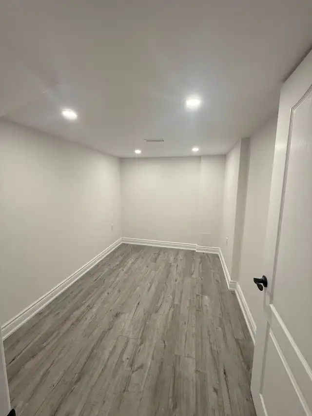 Legal 2-Bedroom BASEMENT APARTMENT FOR RENT - Photo 4