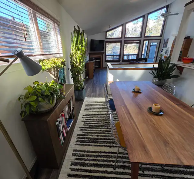 bedroom available in 2 bedroom condo south Canmore - Photo 2