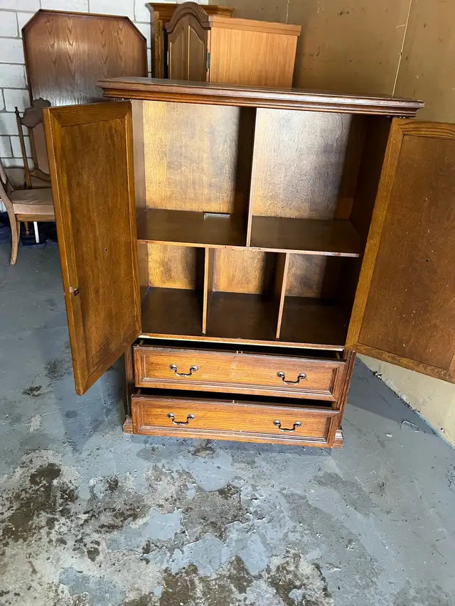 Free delivery used Wooden Armoire with Drawers - Photo 7