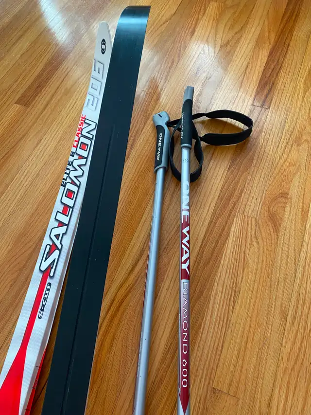 206cm Salomon Classic XC Skis, M 10.5 W 11.5 Boots & 150cm Poles - Photo 3