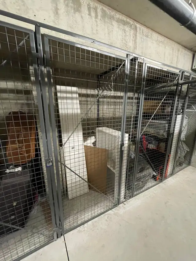 Studio near metro Angrignon with private yard - Photo 5