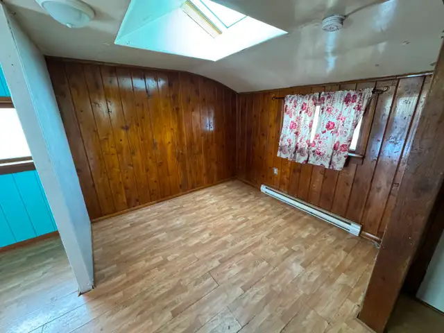 One bedroom flat in triplex uphill Nelson $1179/month   util - Photo 2