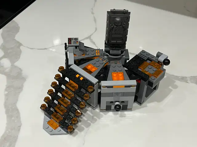 LEGO Star Wars 75137 Carbon-Freezing Chamber Boba Fett - $90 OBO - Photo 2