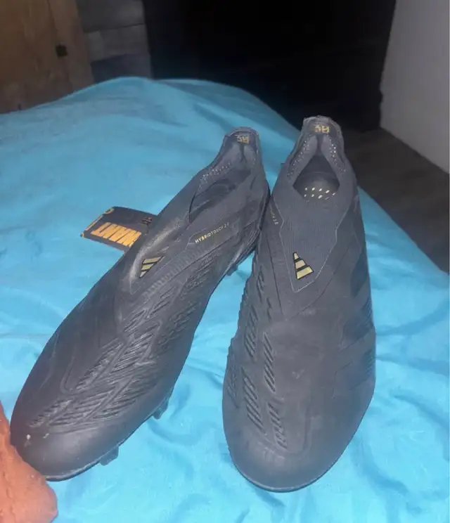 crampons predator elite full black