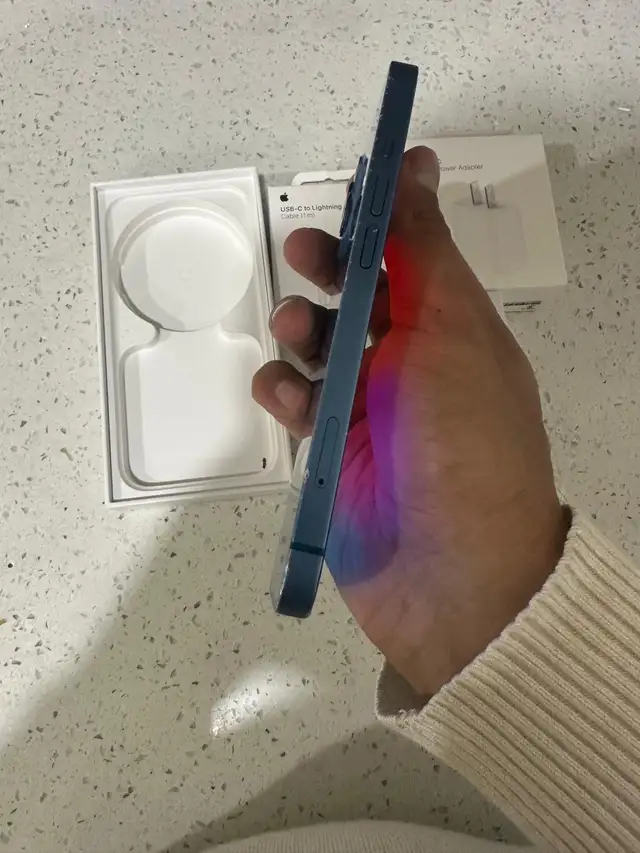 iPhone 13 128gb Airpods/Fast Charger/Delivery - Photo 7