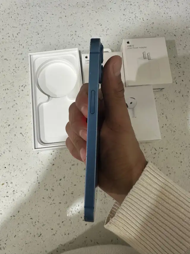 iPhone 13 128gb Airpods/Fast Charger/Delivery - Photo 10