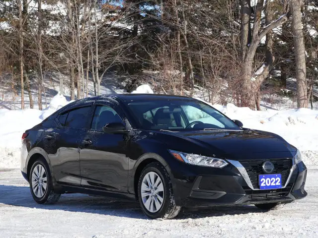 2022 Nissan Sentra S- Manual - Heated Seats - Photo 4