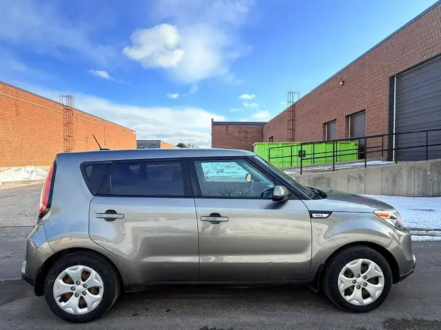 2016 Kia Soul 5dr Wagon - Photo 15