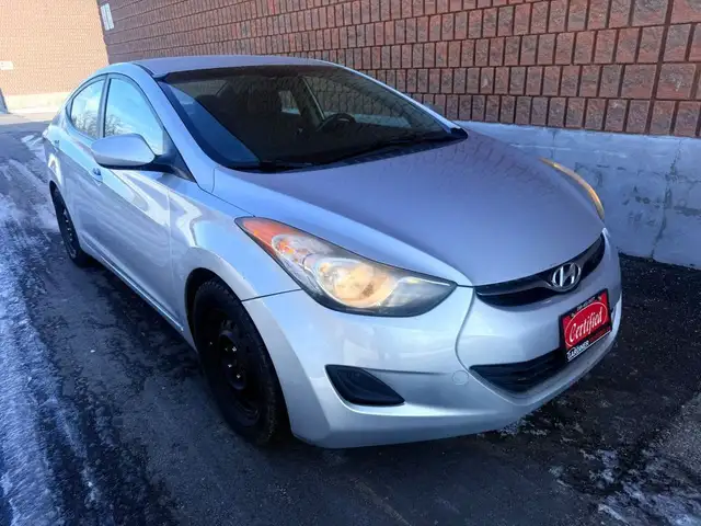 2011 Hyundai Elantra 4dr Sedan - Photo 3