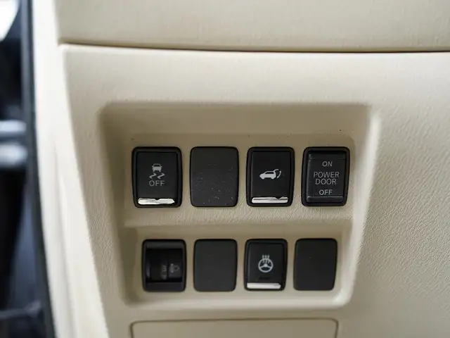 2013 Infiniti JX35 7 Passenger, Leather Seats, Navigation, Sunro - Photo 9