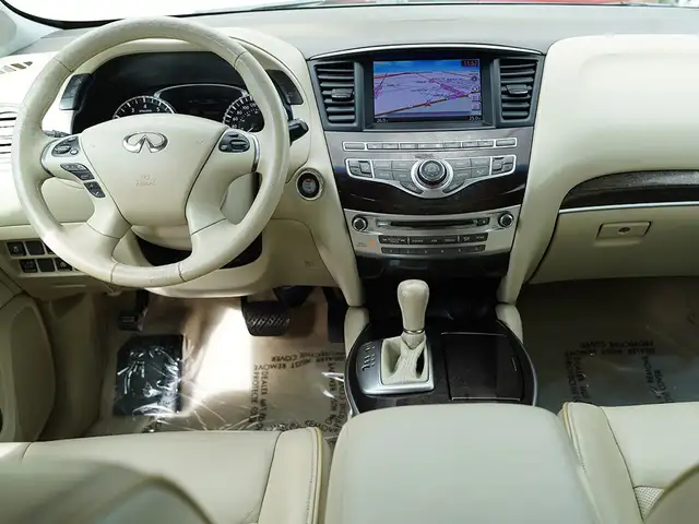 2013 Infiniti JX35 7 Passenger, Leather Seats, Navigation, Sunro - Photo 11