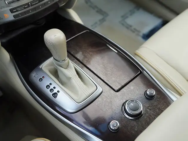 2013 Infiniti JX35 7 Passenger, Leather Seats, Navigation, Sunro - Photo 21