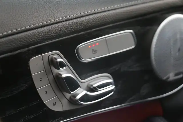 2019 Mercedes-Benz C-Class AMG C43 - 2xRIM&TIRE|PANO|NAVI|360CAM - Photo 17